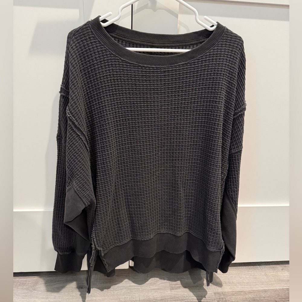 NWT crewneck